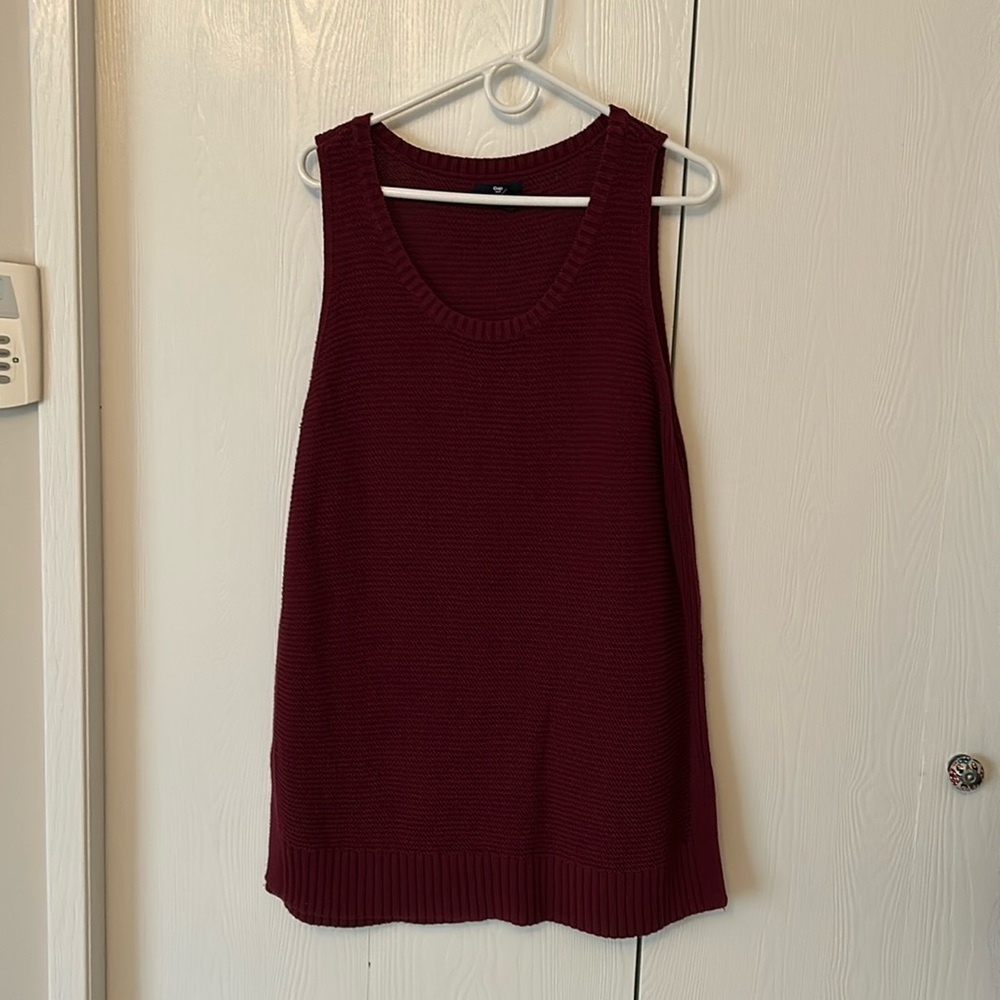 Knit maroon tunic